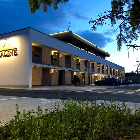 Tatraline Jasna Motel 3*